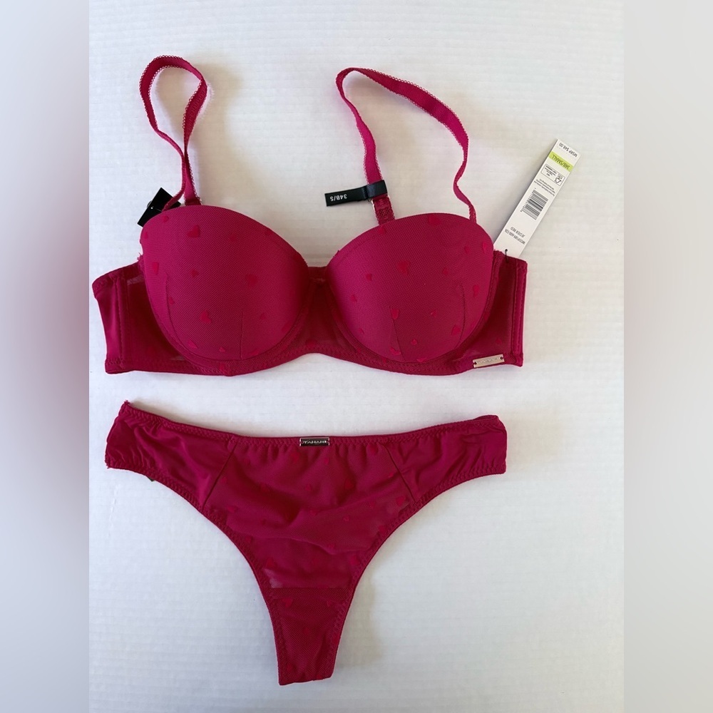 Tahari Matching Bra Set
